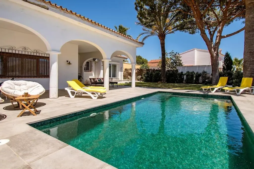 Verianmar 4 Bedroom Villa In Sotogrande With Pool location