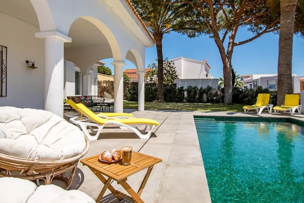 Verianmar 4 Bedroom Villa In Sotogrande With Pool Guadiaro